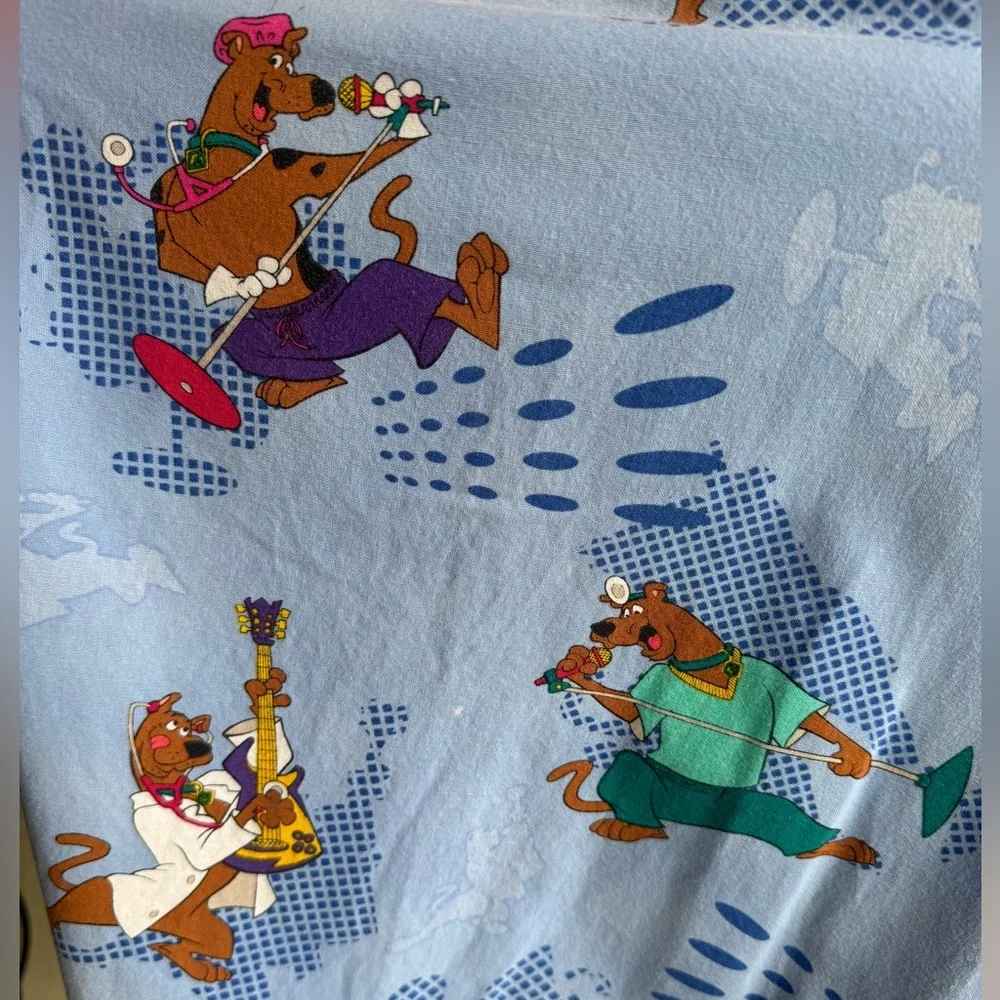Vintage Scooby-Doo Cartoon Scrub Top XL –‎ Cute Medical Cosplay Tee