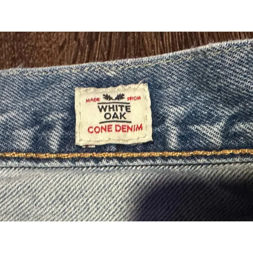 Levi's White Oak Cone Denim Selvedge Blue Jeans Distressed Size 30x34 Zip Fly