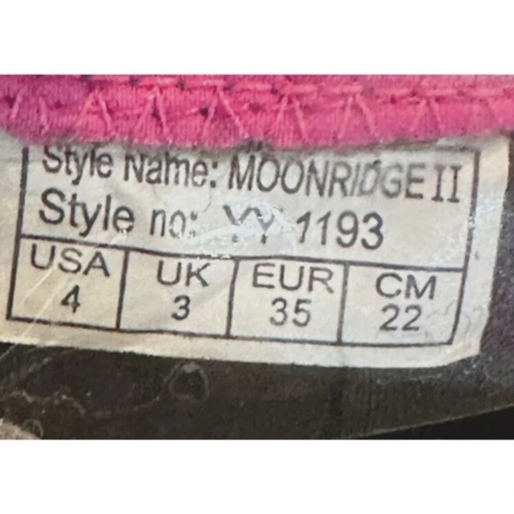 Columbia moonridge ii