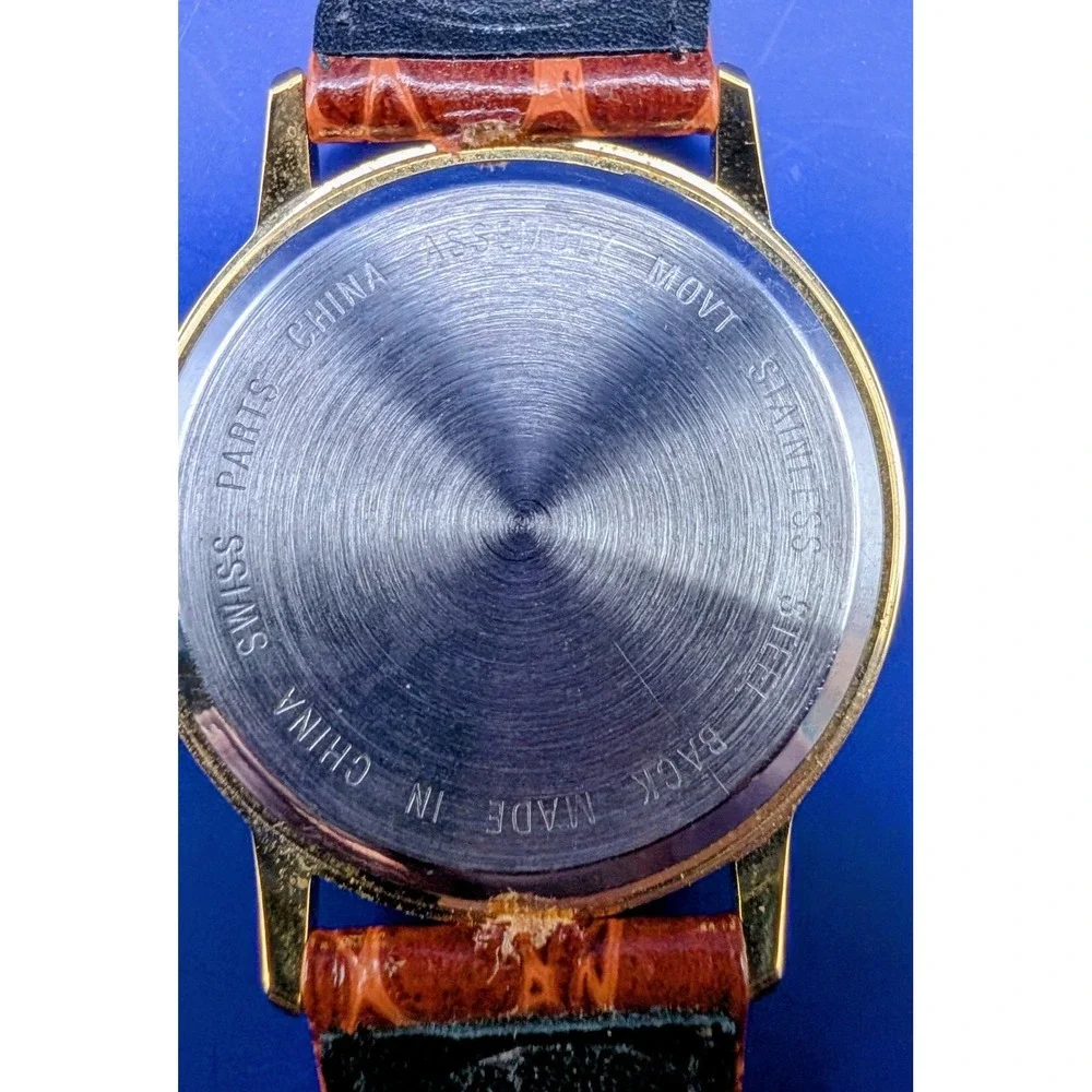 Classic Dressy Round Gold Tone Brown Leather Strap, Analog, Watch New Battery‎