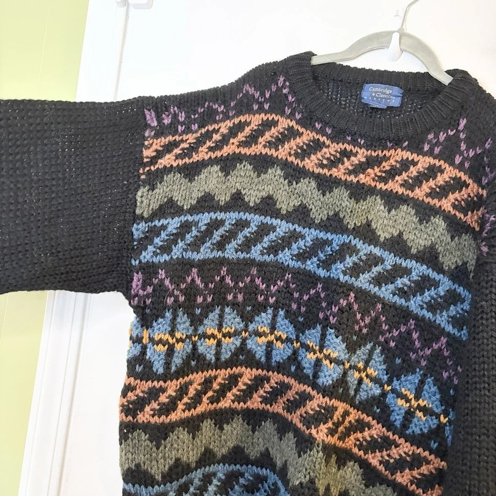 Cambridge Classics wool geometric
