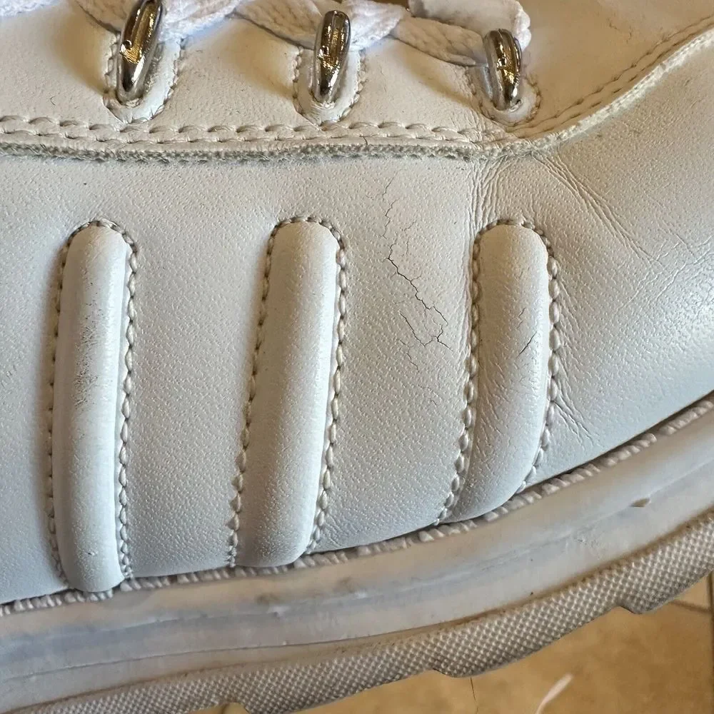 Lugz not style designed