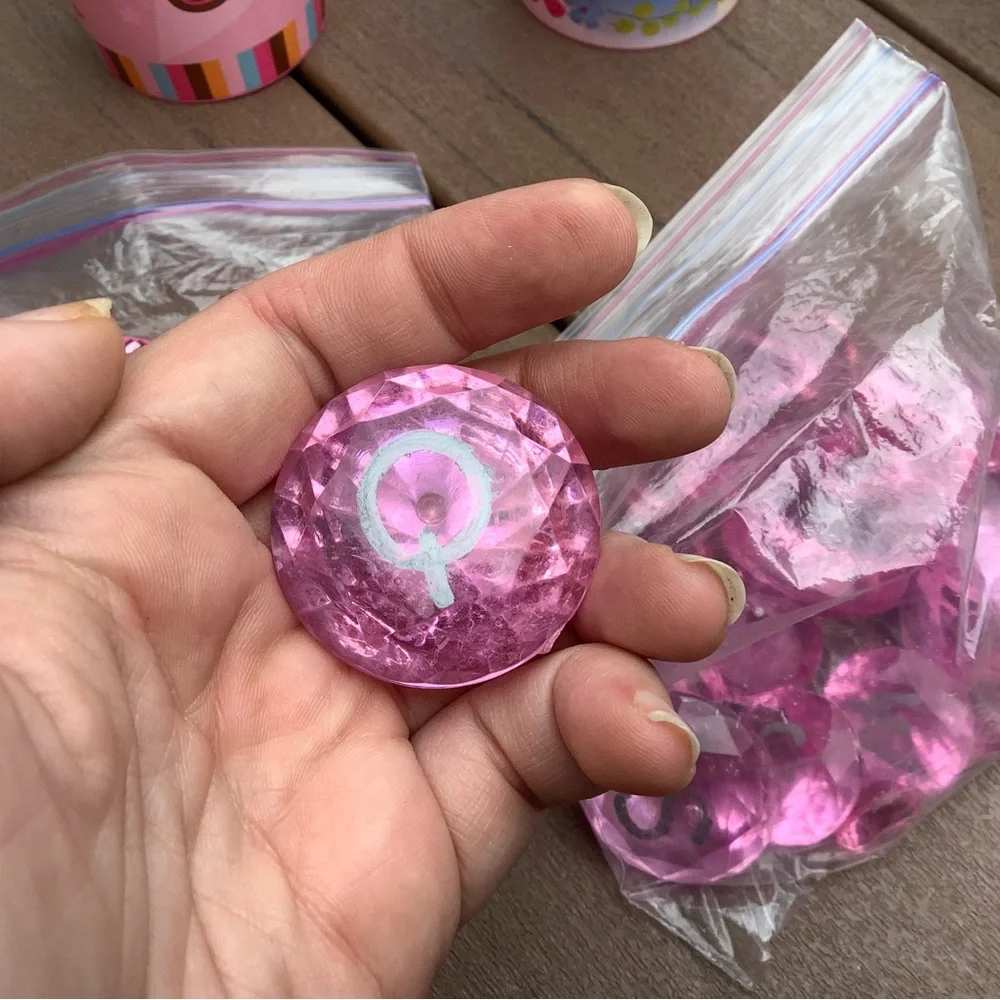 Hello Kitty includes character