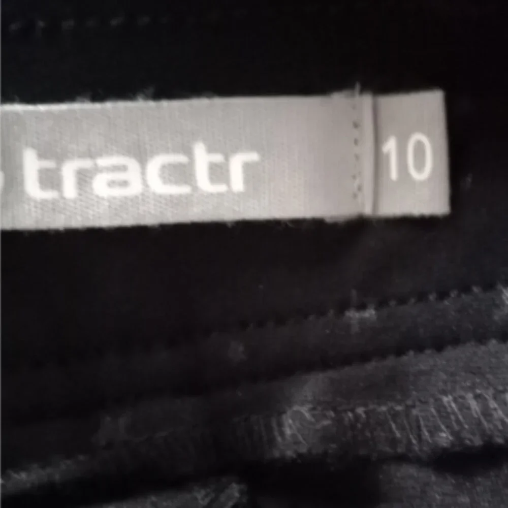 Tractr Girls Skort 10 Midnight Blue Star Print Pleated Raw Hem NWT Missing Chain