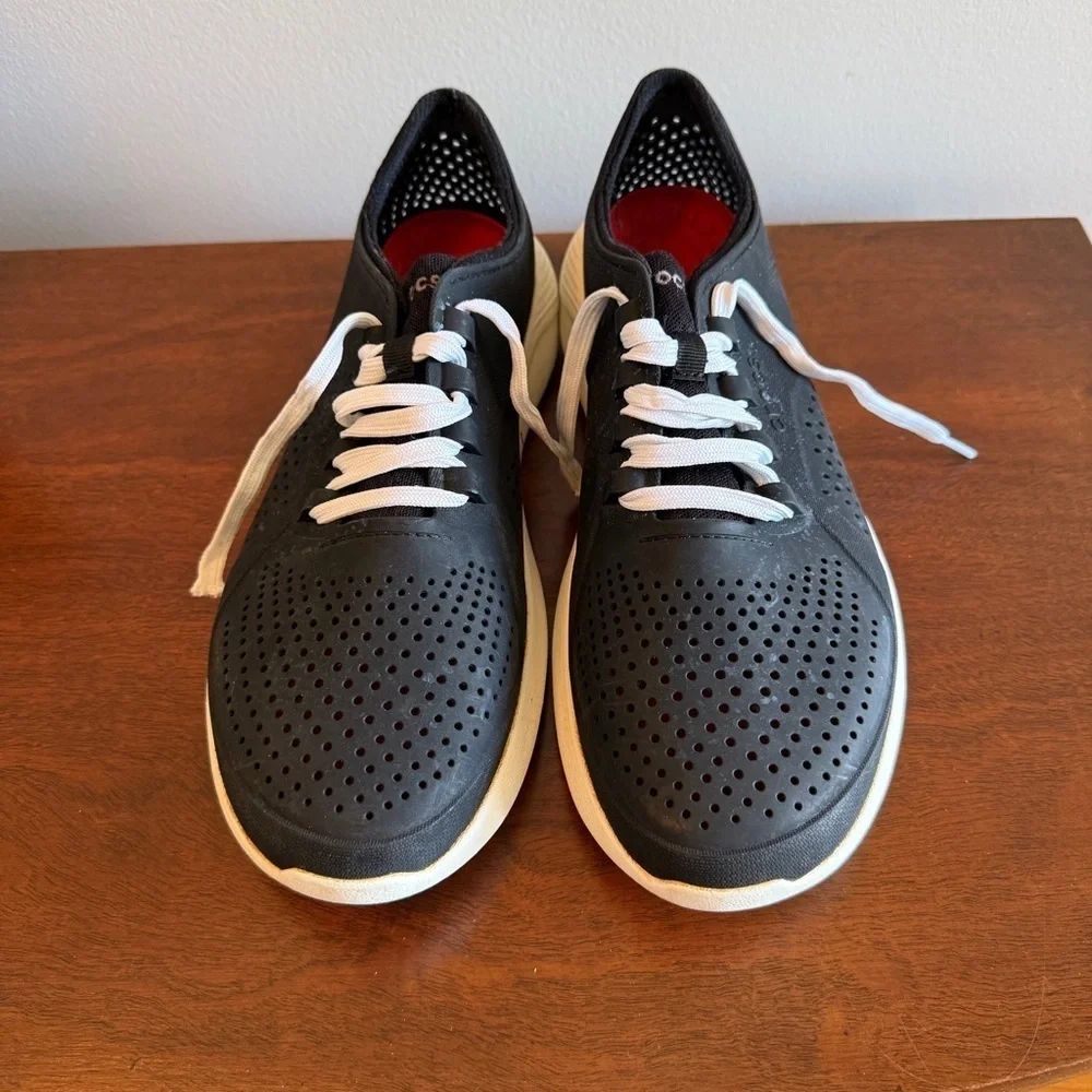 CROCS comfort meets