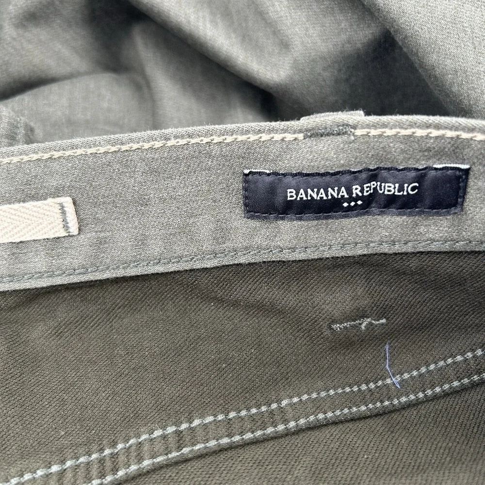 Banana Republic Travel Jeans Mens 40x34 Olive Green Slim Fit Pants NEW