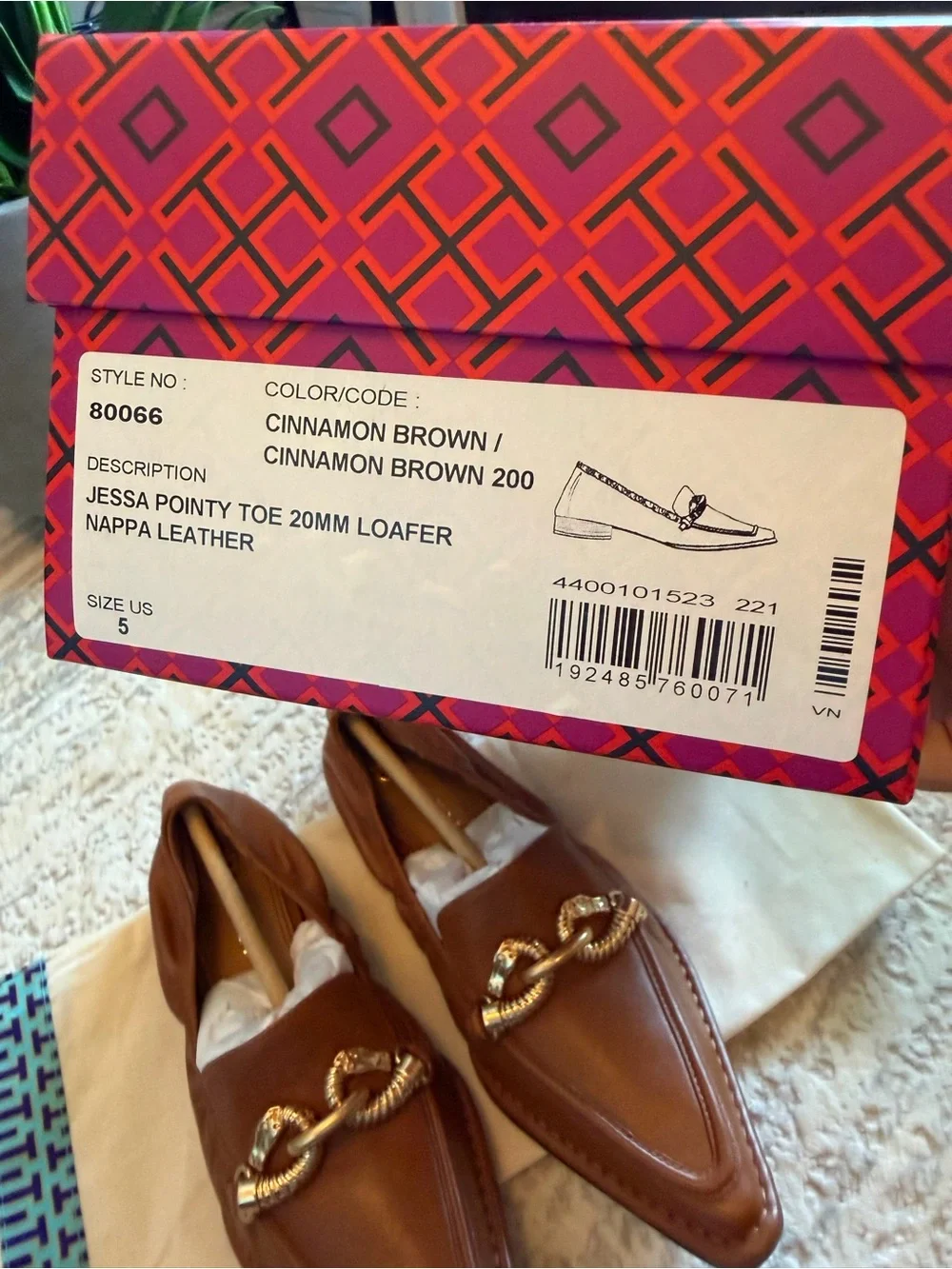 Tory Burch sleek pointed