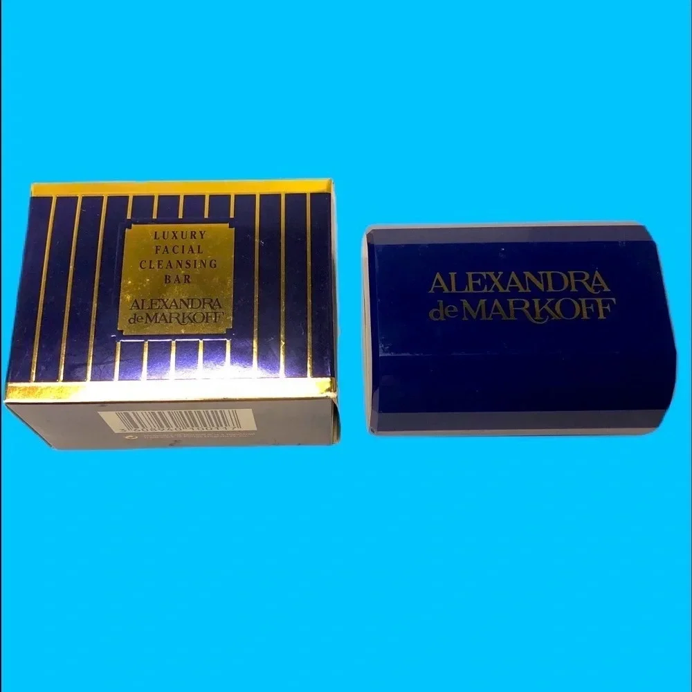 Alexandra de Markoff luxury facial cleansing bar.