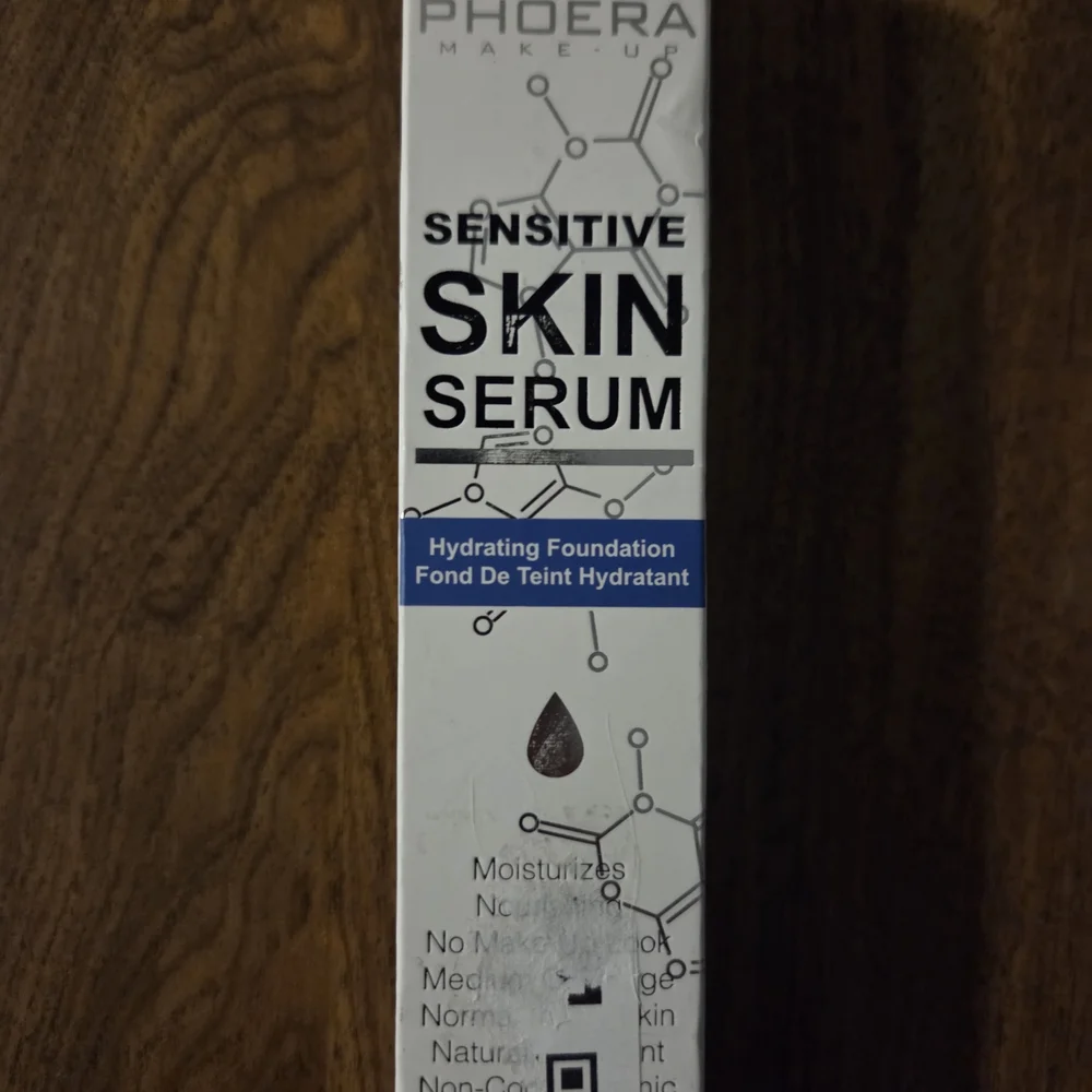 Phoera hydrating foundation