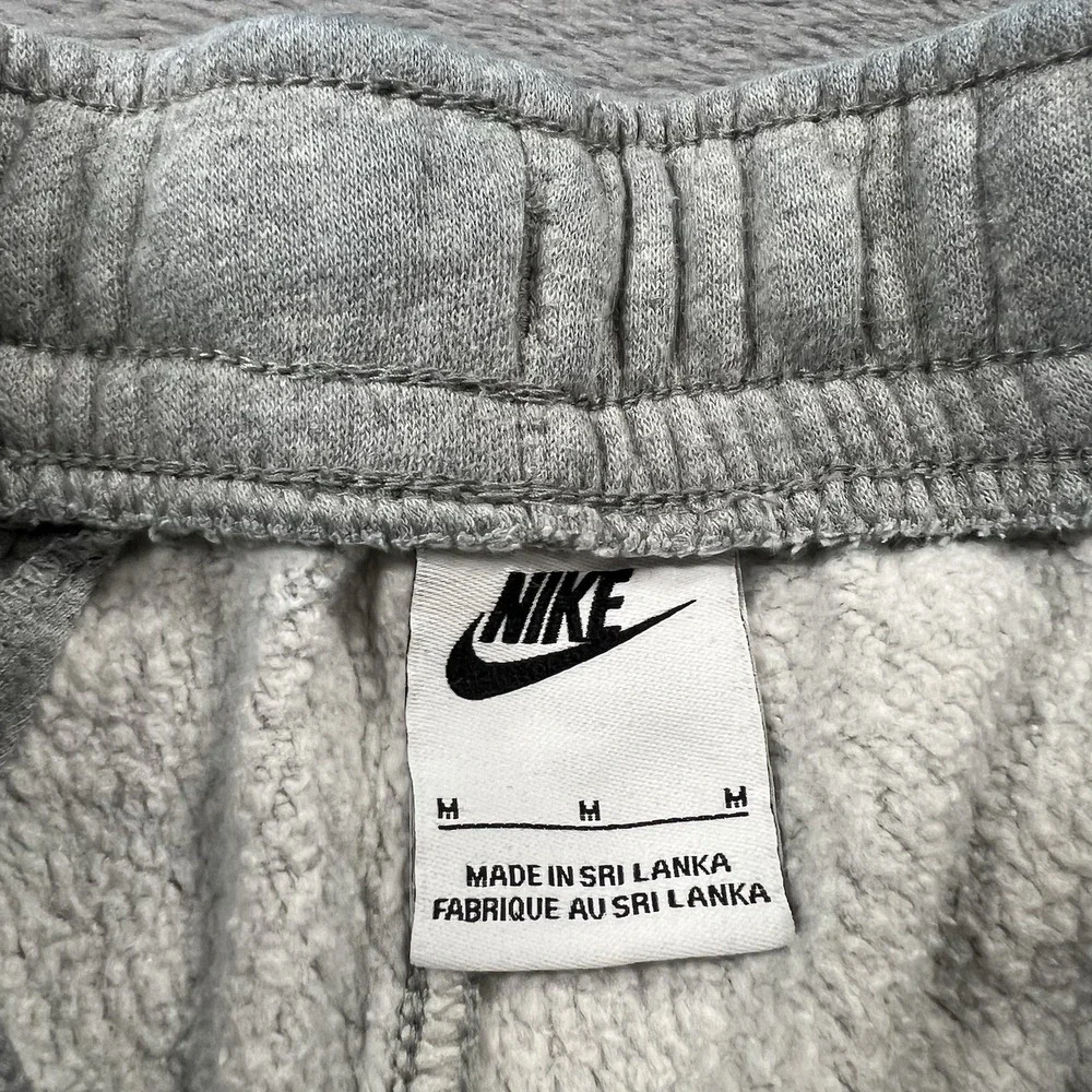 Nike these sweatpants