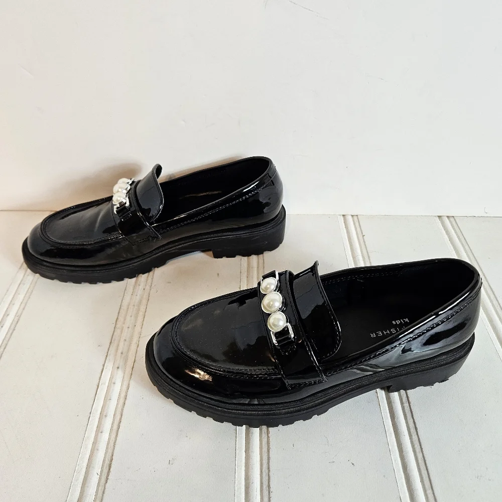 Marc Fisher Girls Loafers Kids Size 3 Black Patent Pearl Band Lug Sole