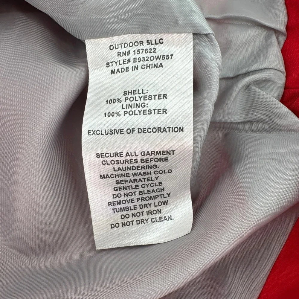 Eddie Bauer ship fit small