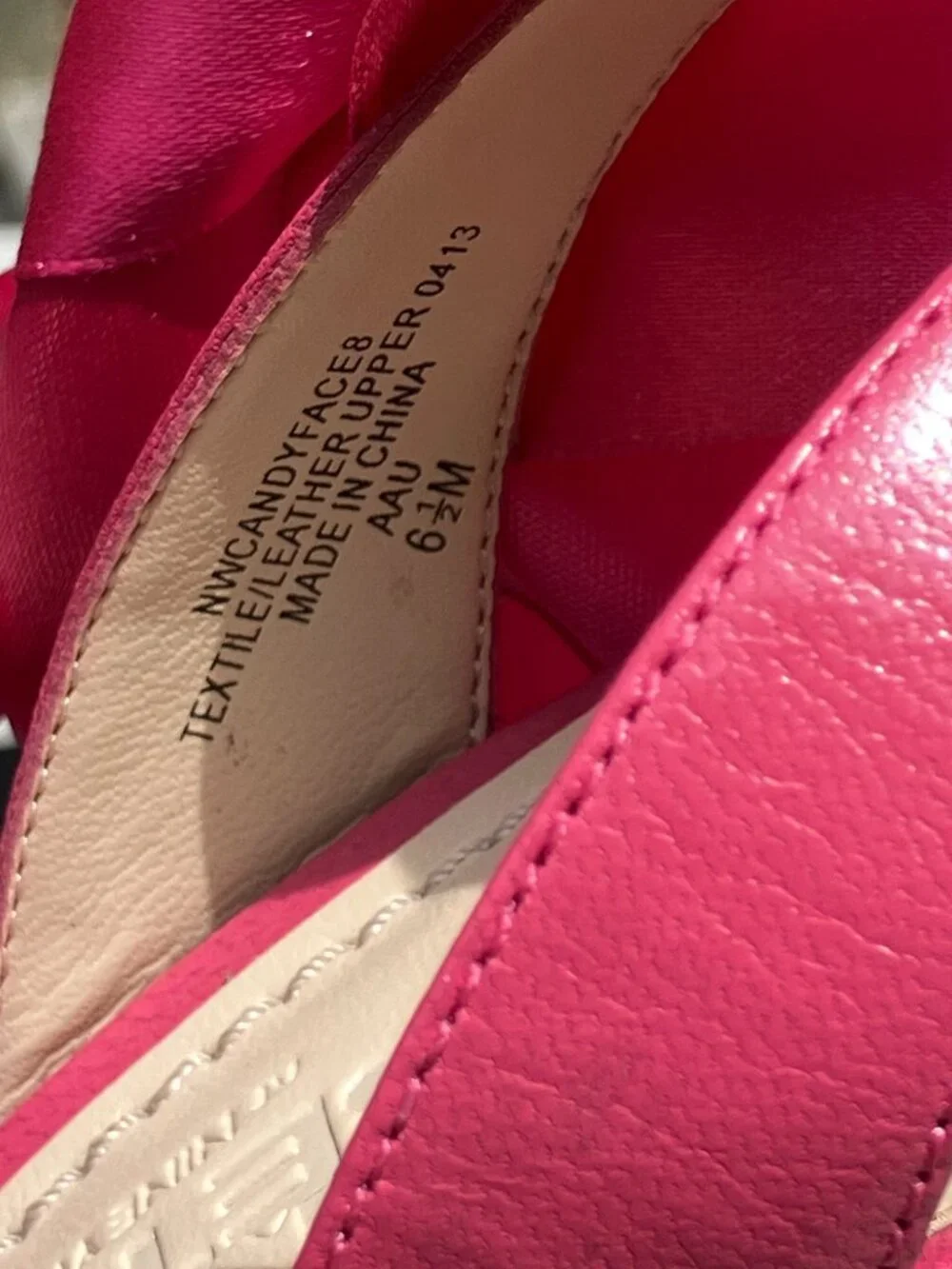 NWT🌺Cherry Blossom and Pink Satin Ribbon Platform Wedge Sandals
