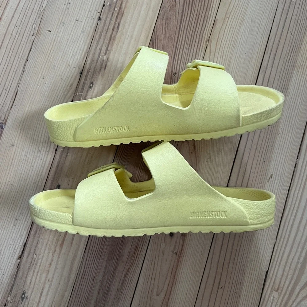 Birkenstock Arizona EVA Sandals Kids Size 33 US 2 Yellow slipon Waterproof Slide