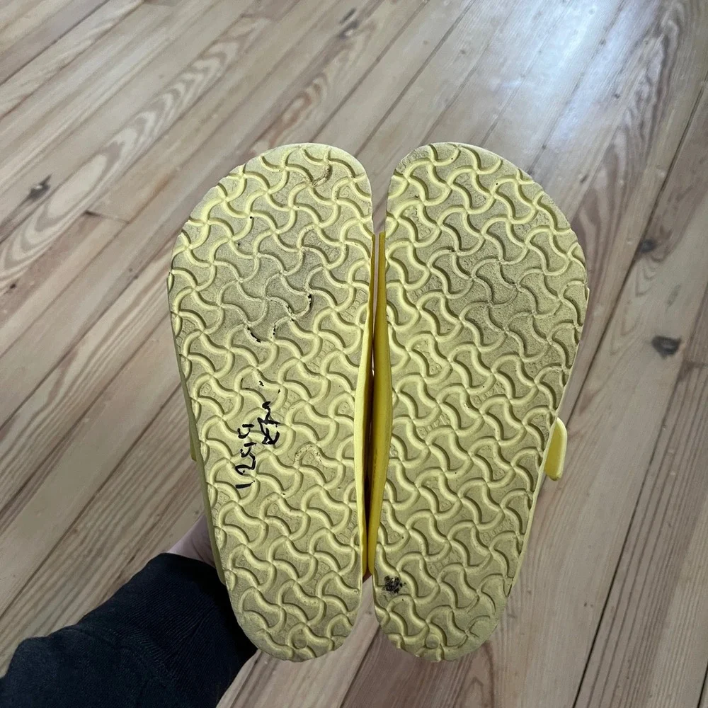 Birkenstock Arizona EVA Sandals Kids Size 33 US 2 Yellow slipon Waterproof Slide