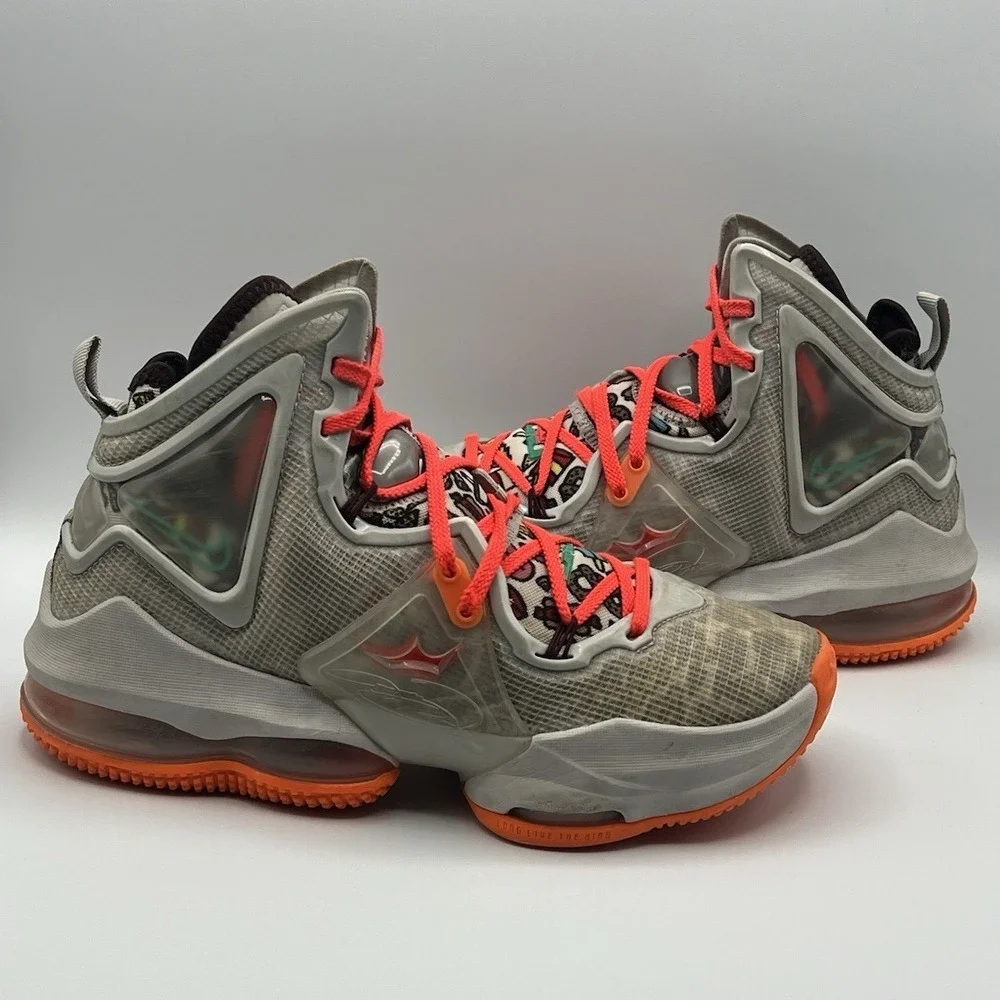 2021 Nike LeBron 19 Mid Gray Basketball Shoes - Youth Size 6 Women's‎ Size 7.5