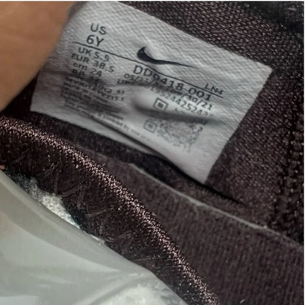 Nike lebron 19