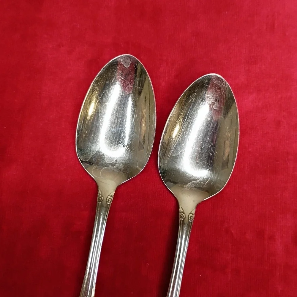 Set of 2 Teaspoons Oneida Celebrity SSS‎ Stainless Flatware 6