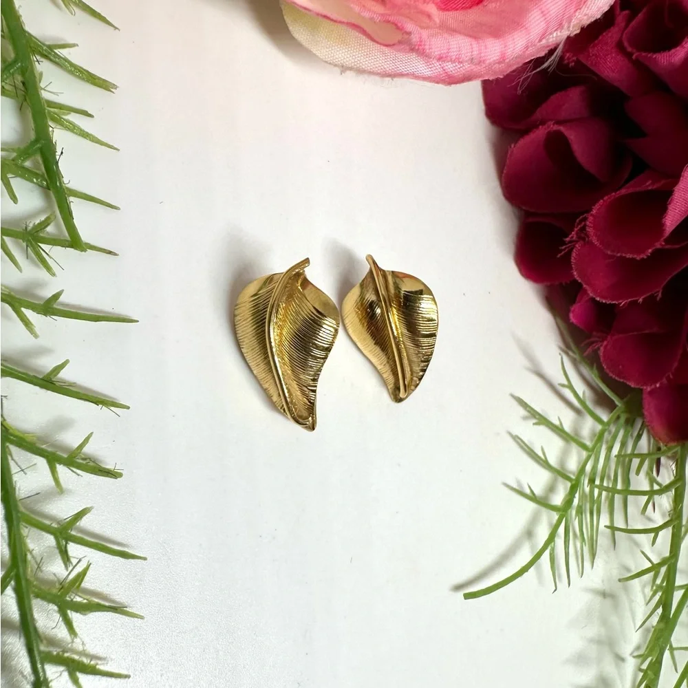 N/A made crown
