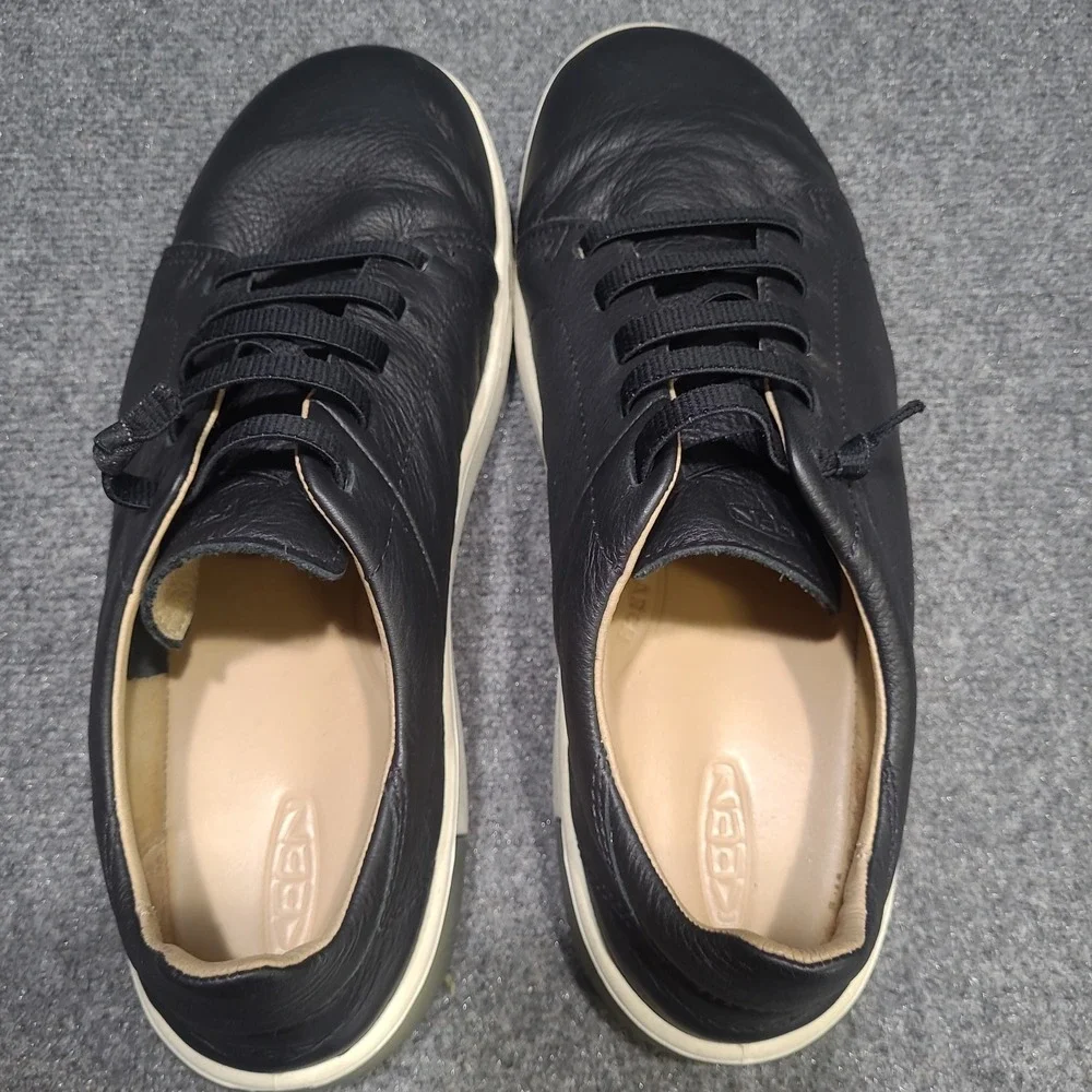 Keen leather shipped usps