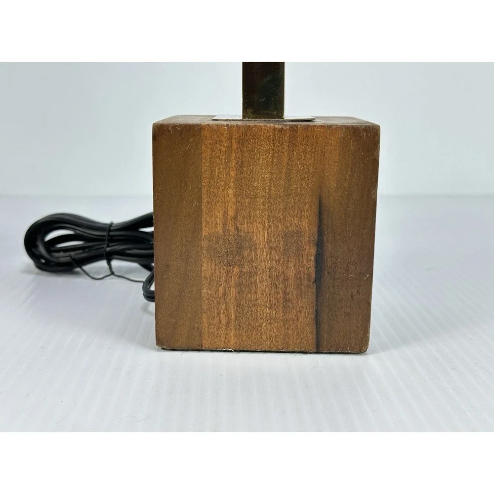 Vintage Mid Century Modern Brass And Wood Table‎ Lamp 26