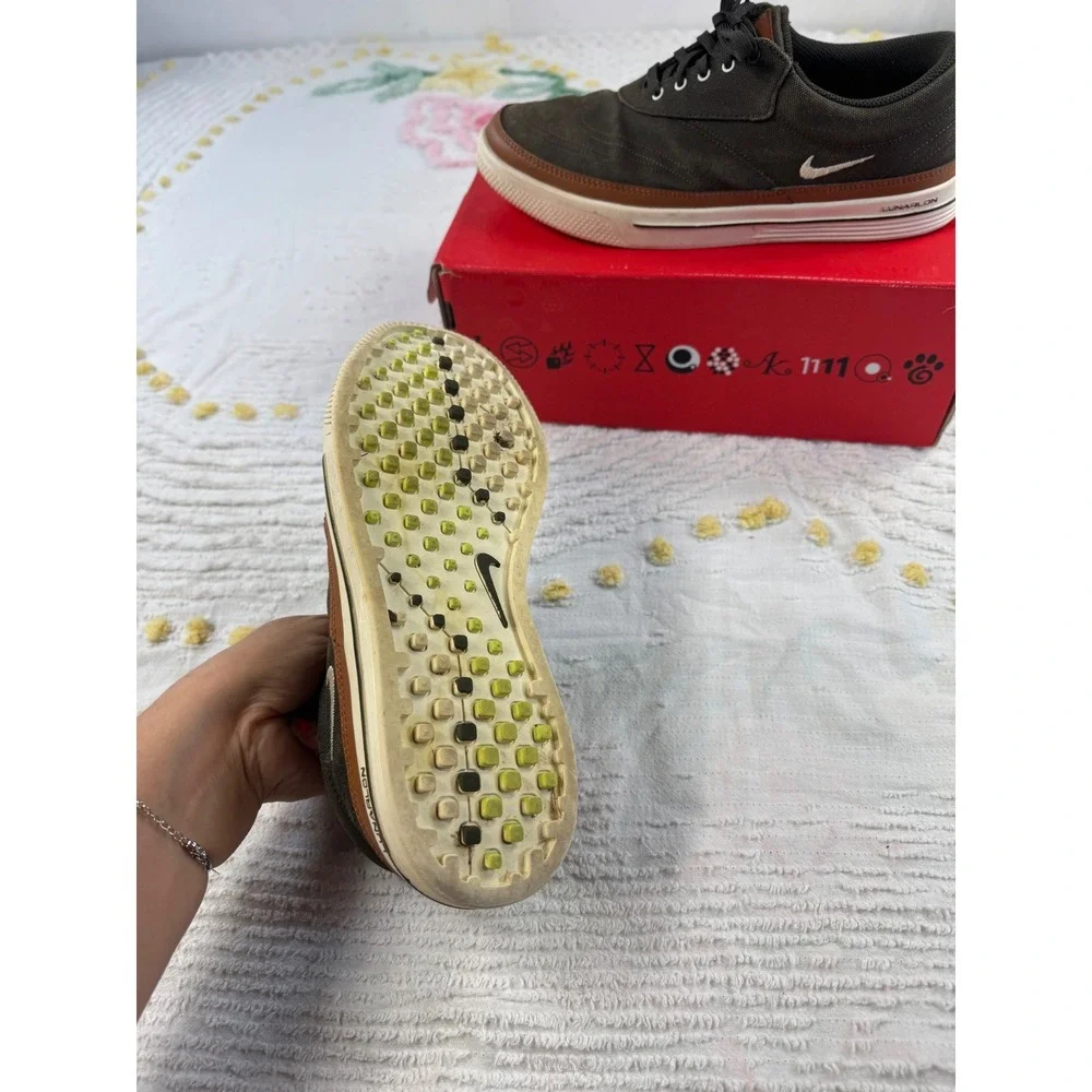 Nike leisurely rubber