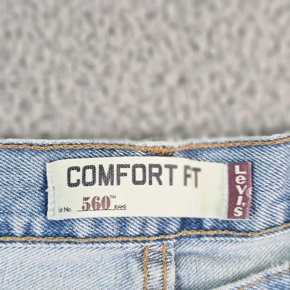 Levis 560 Jeans Mens 36x30 Light Blue Relaxed Tapered Comfort Fit Denim
