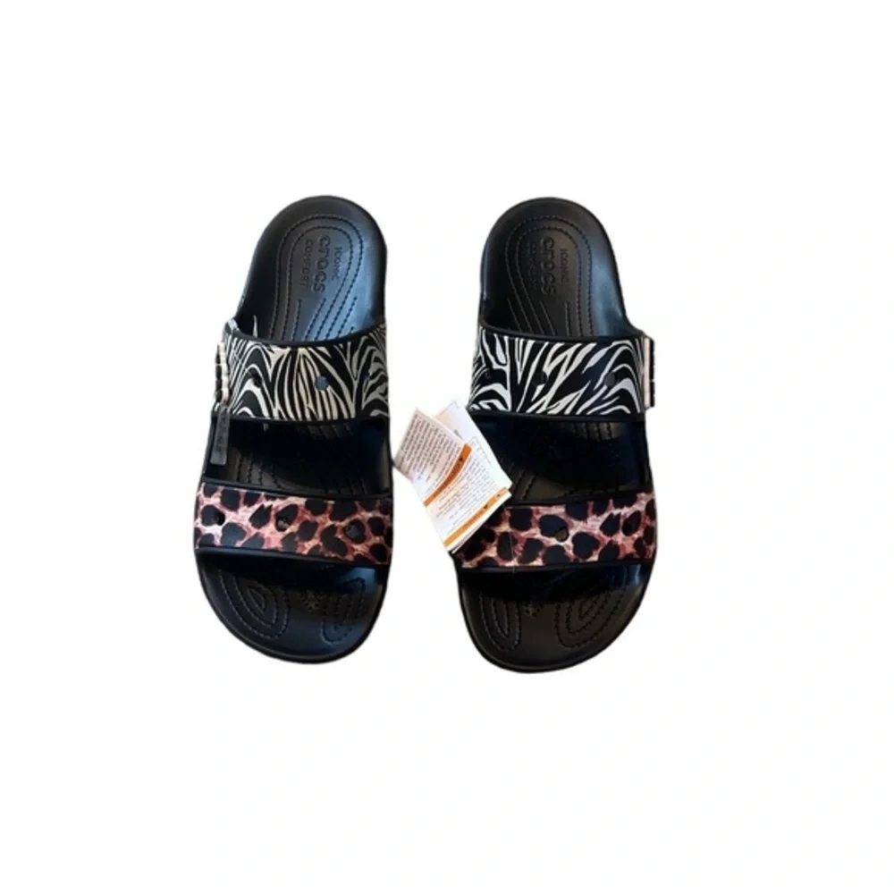 CROCS nwt classic