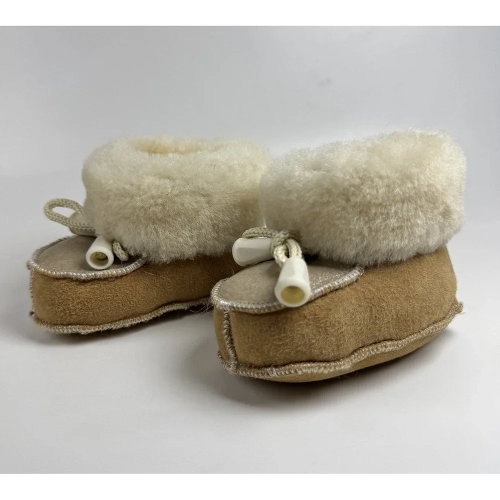 BABY ‎ SLIPPERS/SHEEPSKIN BOOTS FOR BABY 100% GENUINE LEATHER UNISEX SIZE UK 3