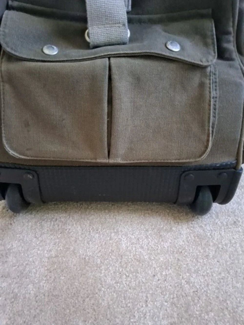 N/A durable olive