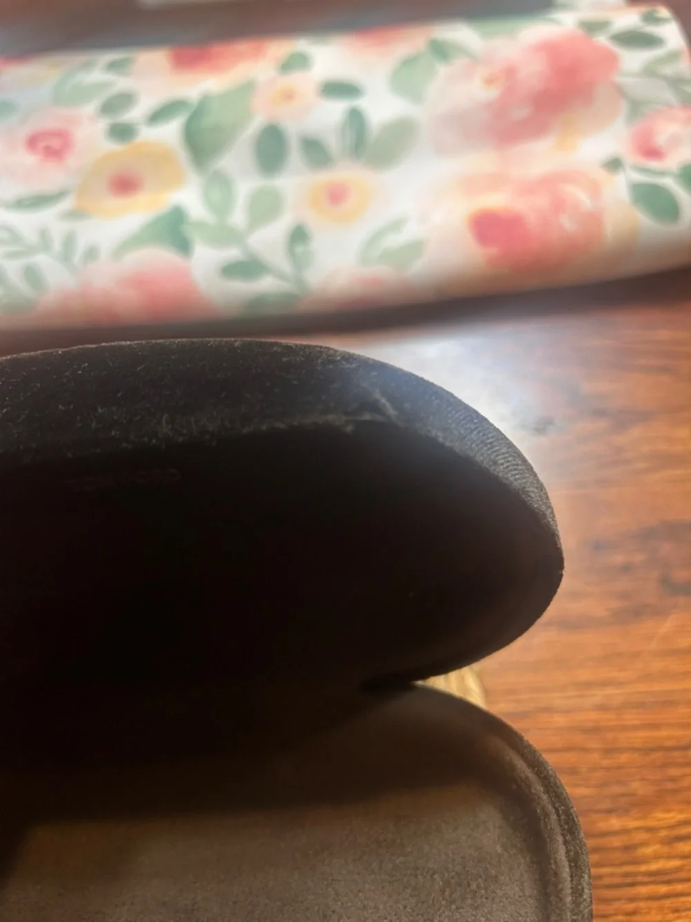 Tom Ford Velvet Eyewear clam shell Case