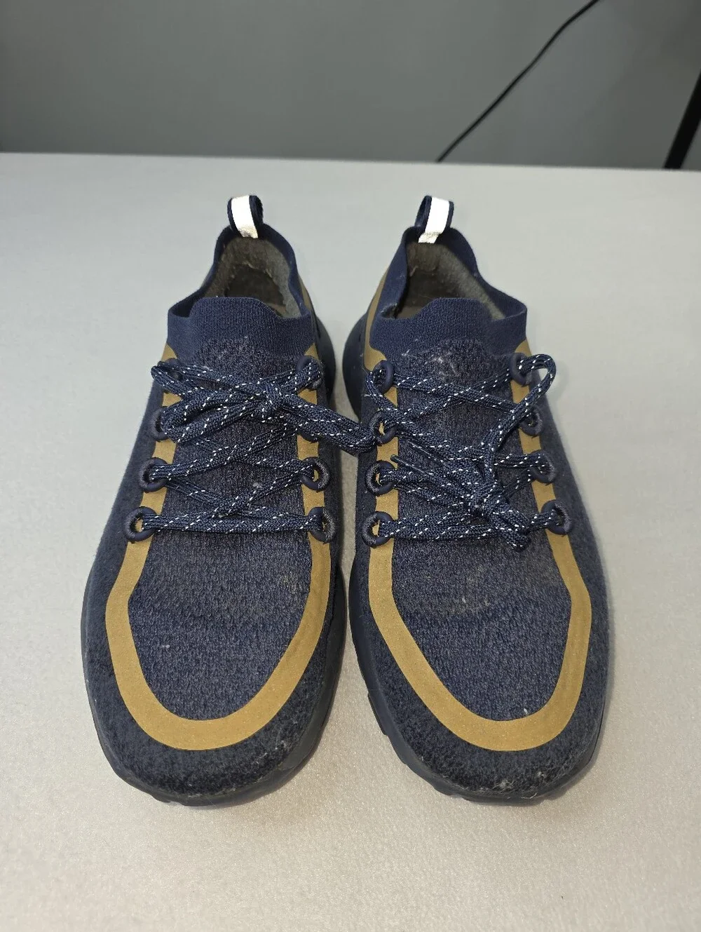 allbirds men trail