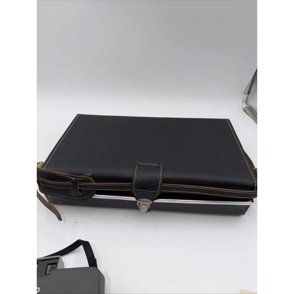 Polaroid case very