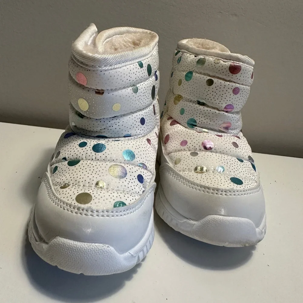HOBI BEAR adorable practical