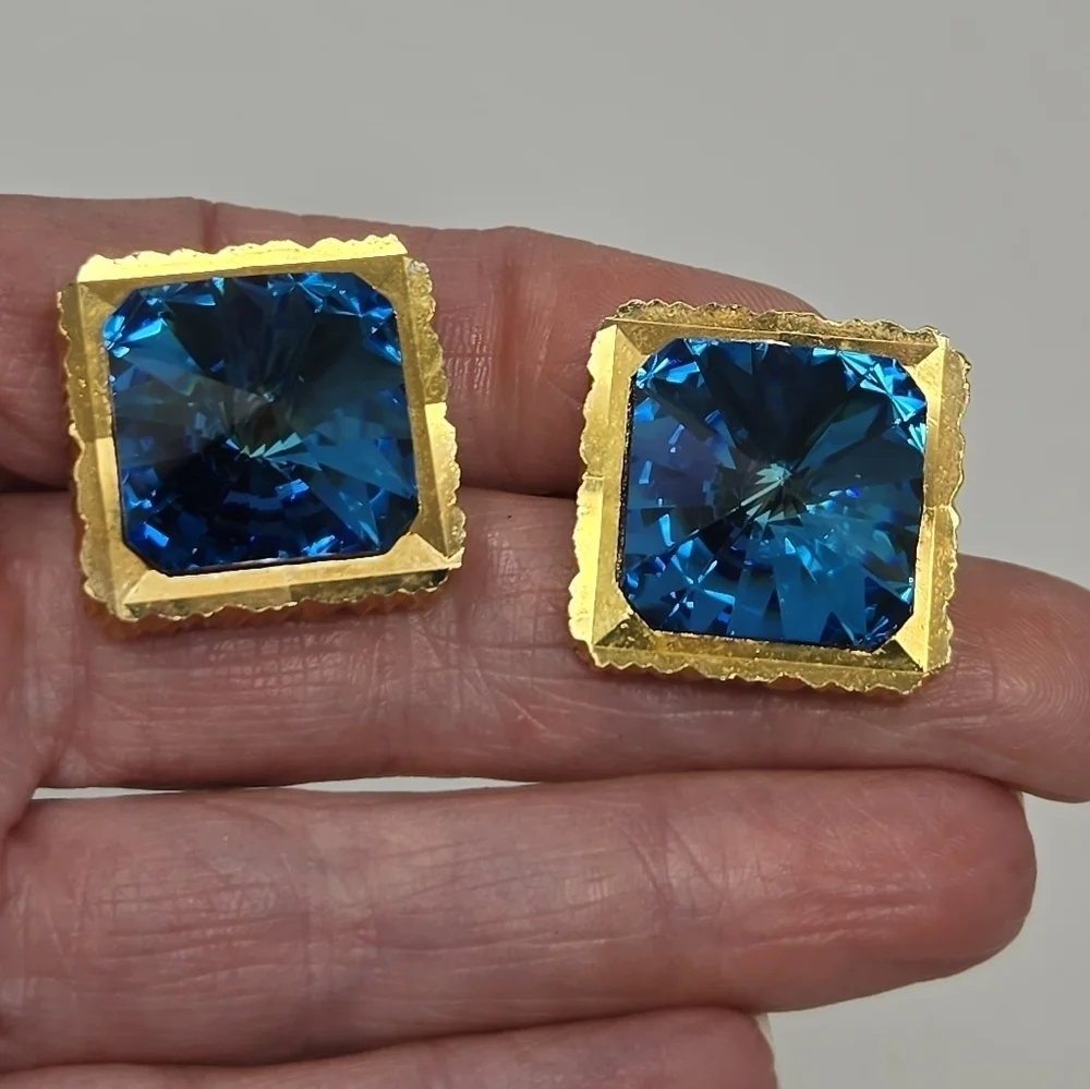 VINTAGE 1960S GOLD TONE BLUE RIVOLI CUFFLINKS MENSWEAR CLASSIC 1