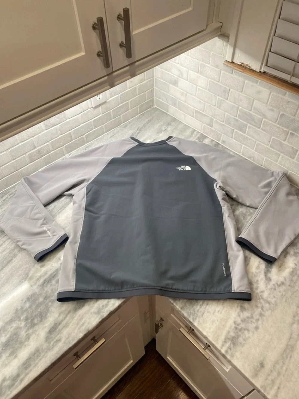 The North Face Raglan Pullover - Slate Blue & Light Gray
