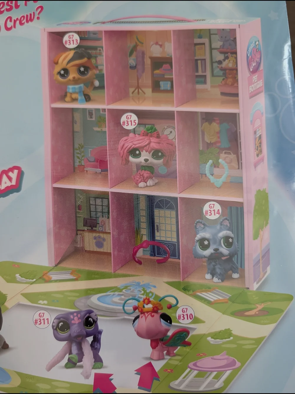 Littlest Pet Shop Pet Boutique Playset - 6 Pets,9 Rooms, & 6 Accessories - LPS