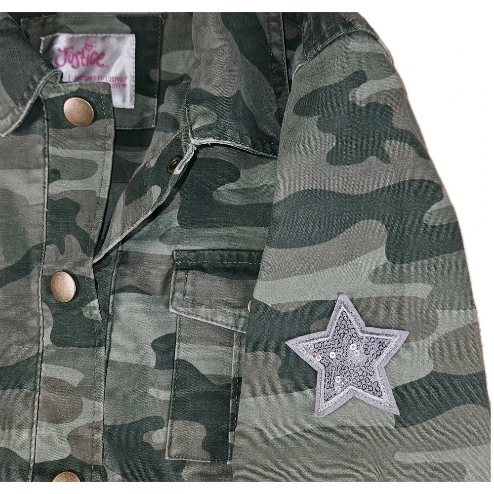 Justice Jacket Girls Size 16 / 18 Plus Camo Green Butterfly Star Patches Pockets