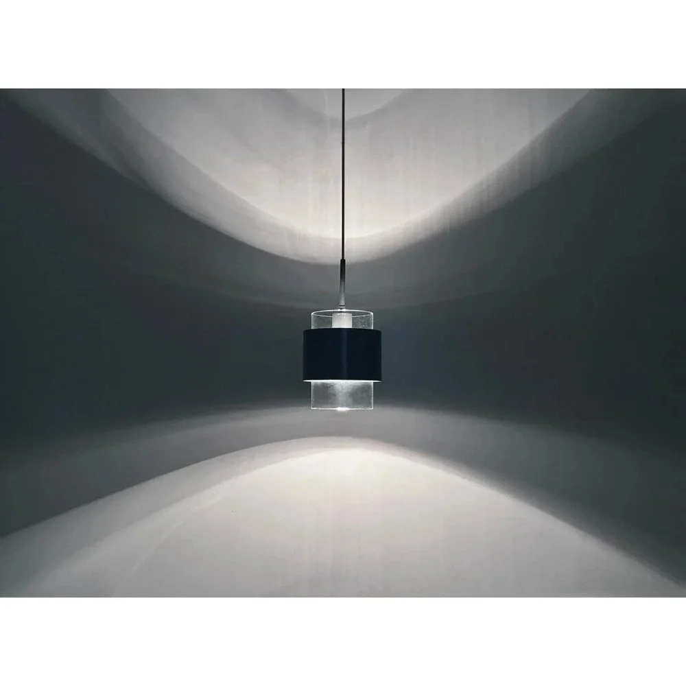 Dolaimi House glass pendant
