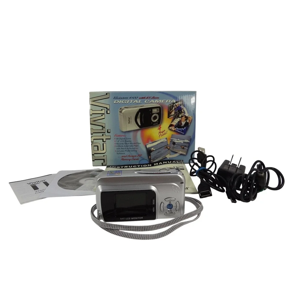 Vivitar ViviCam 4100 Digital Camera‎ 4.0MP 4x Zoom Silver Vintage Boxed Bundle