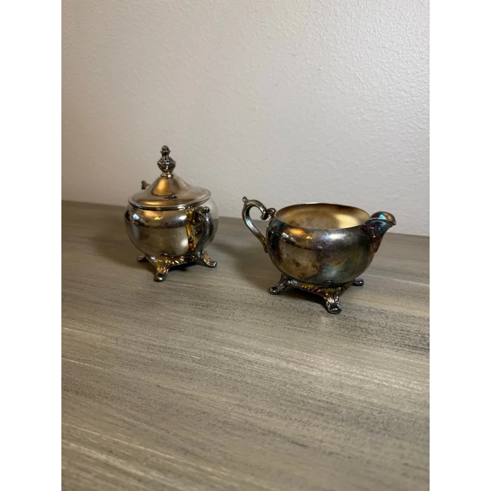Vintage Wm Rogers Silverplate Silver Creamer Cream Pitcher Sugar Bowl Set