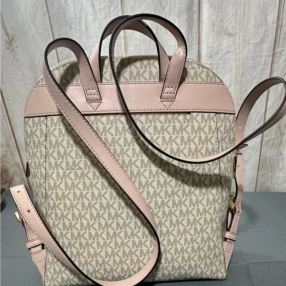 Michael Kors compact dome