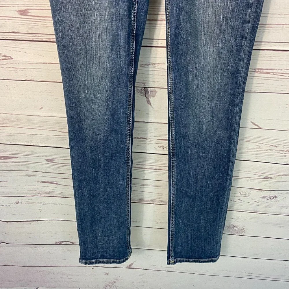 Silver Suki Straight Jeans Women's Size 26 (26 x 33) Mid Rise Medium Wash