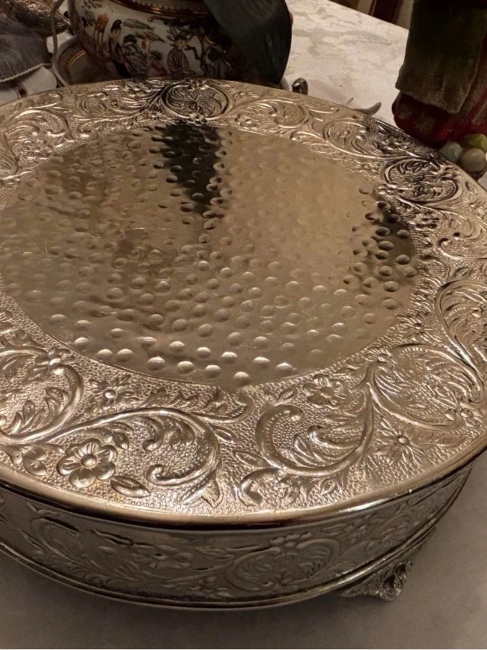 N/A 18” silver