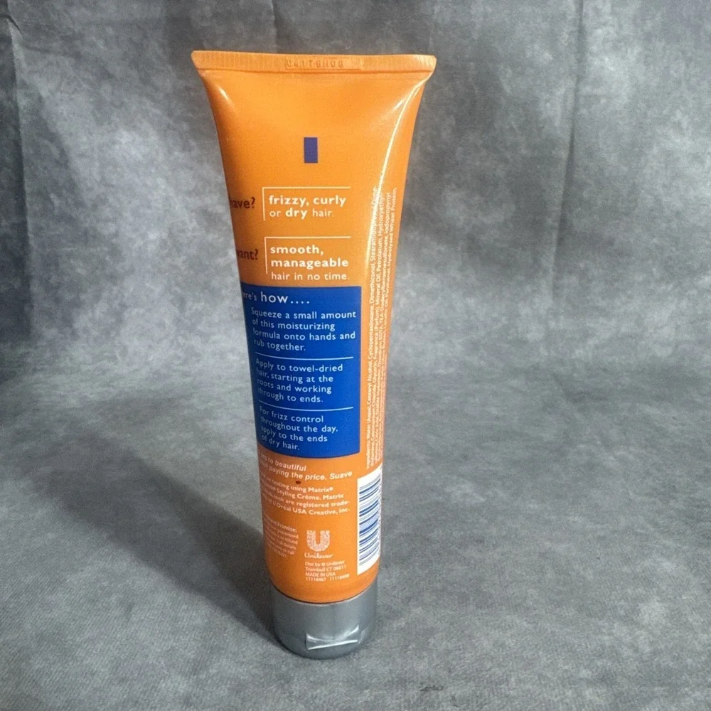 Suave Professionals Sleek Anti-Frizz Cream Salon Proven 5.1 Oz Hard To Find NEW