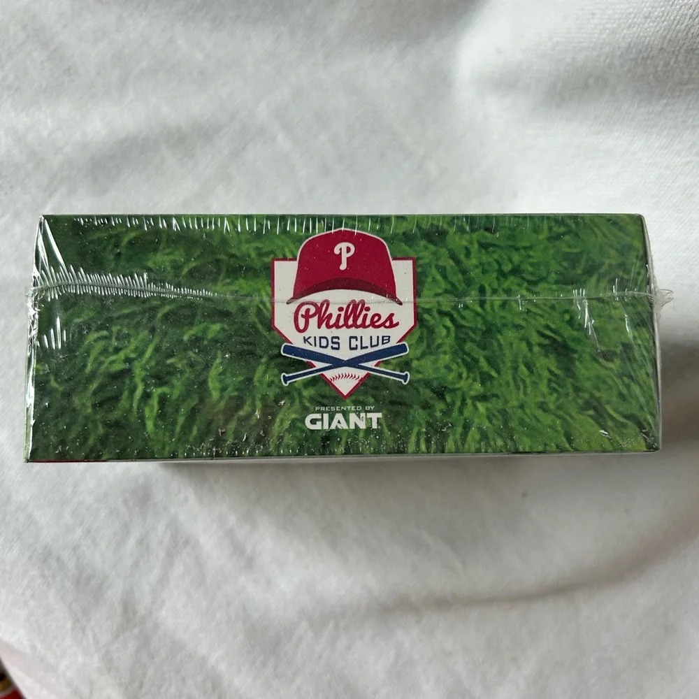 giant brand new