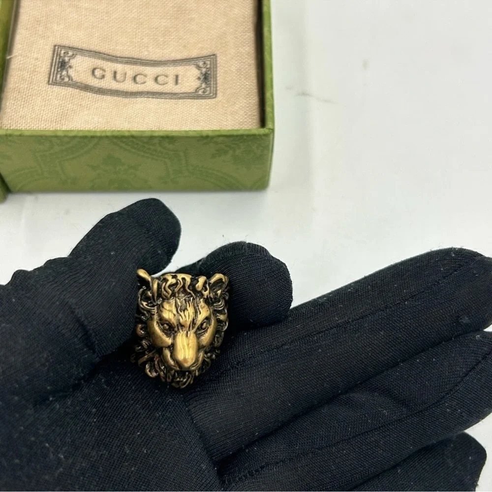 Gucci iconic Lionhead gold tone ring size 10.5 made in Italy