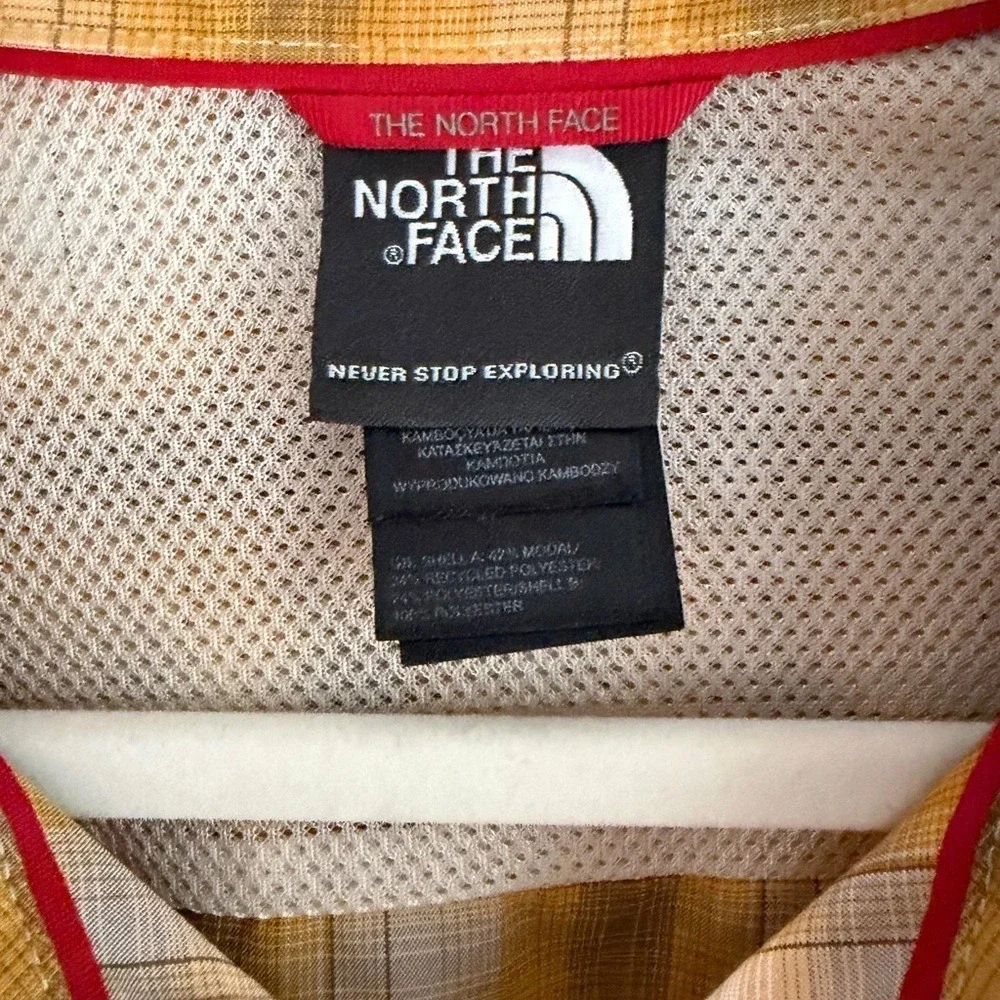 The North Face casual button