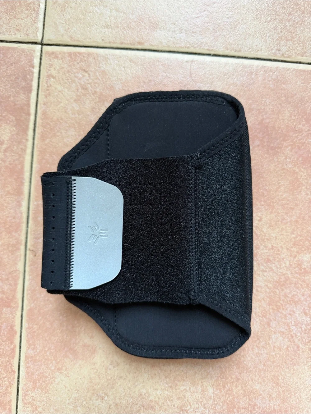 Mangrove black protective