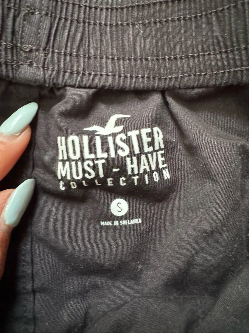 Hollister comfortable black